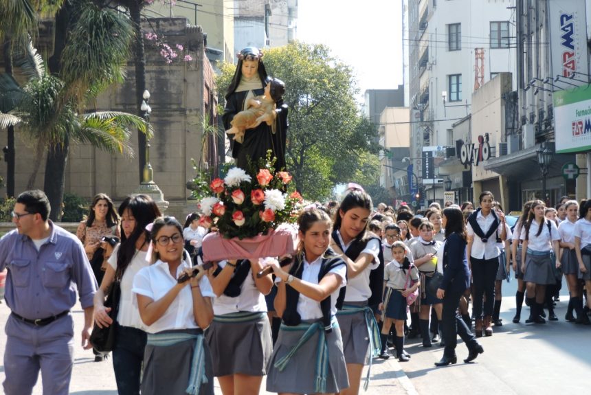 Festejos en Sede Centro en honor a Santa Rosa