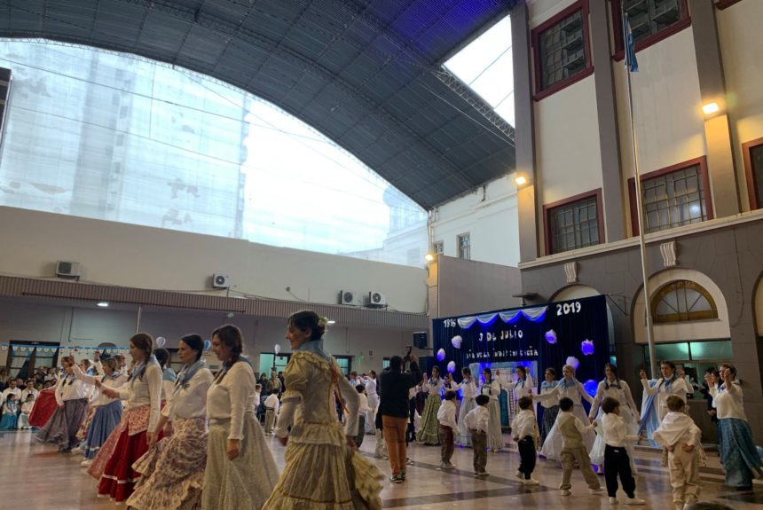 Celebración del 9 de Julio en el Colegio Santa Rosa