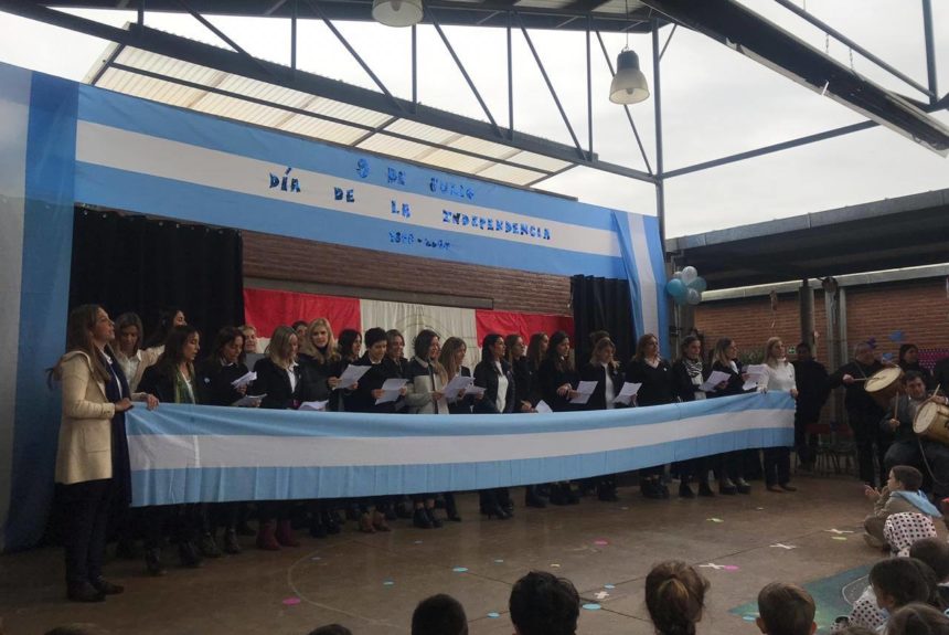 Celebración del 9 de Julio en el Colegio Santa Rosa