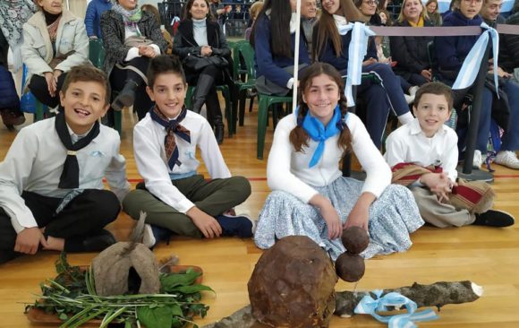 Celebración del 9 de Julio en el Colegio Santa Rosa