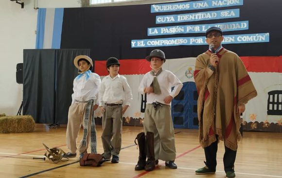 Celebración del 9 de Julio en el Colegio Santa Rosa