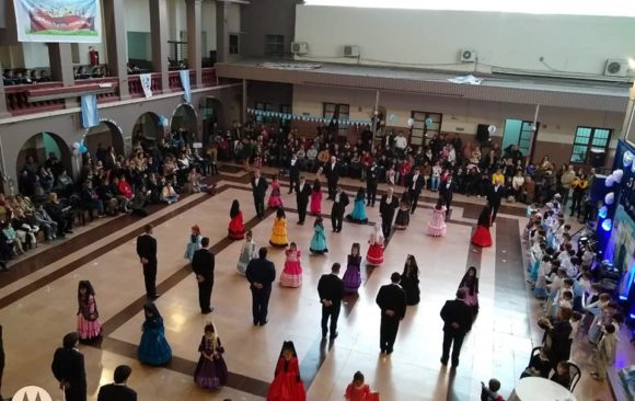 Celebración del 9 de Julio en el Colegio Santa Rosa