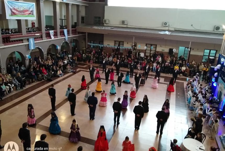 Celebración del 9 de Julio en el Colegio Santa Rosa