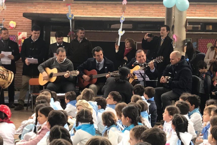 Celebración del 9 de Julio en el Colegio Santa Rosa