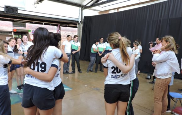 Despedidas a los alumnos de los 6tos años