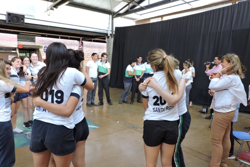 Despedidas a los alumnos de los 6tos años