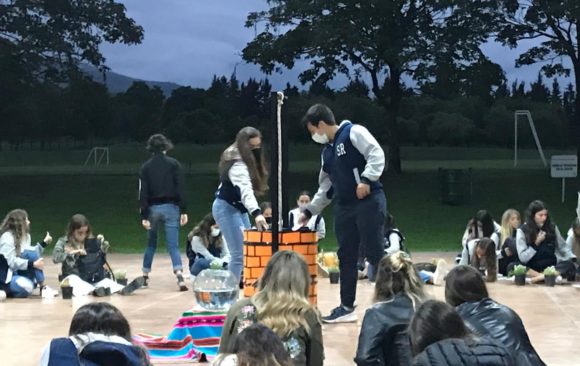 “Preparando el Vuelo” Reencuentro de los alumnos de 6to en el Campus del colegio Santa Rosa