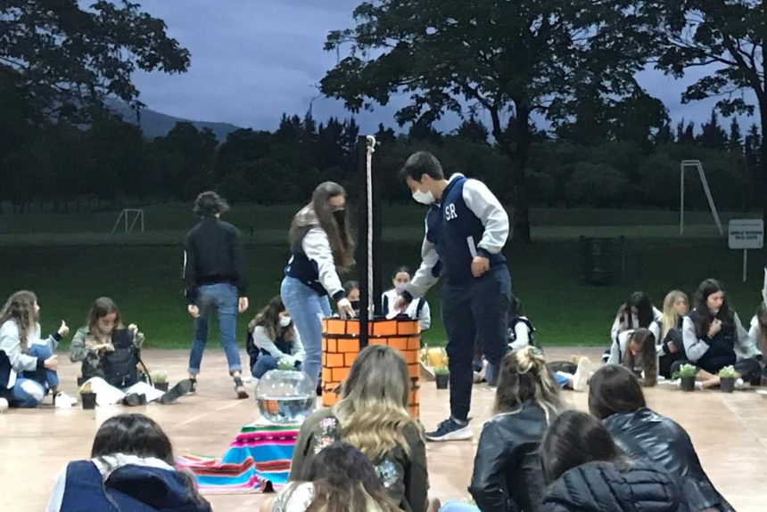 “Preparando el Vuelo” Reencuentro de los alumnos de 6to en el Campus del colegio Santa Rosa