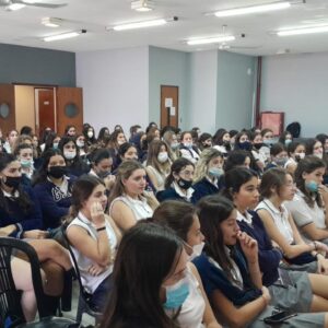 Visita de ex alumnas: Orientación Vocacional